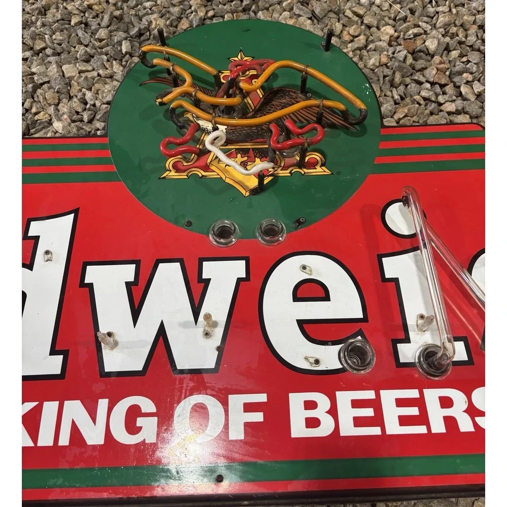 Vintage Large Budweiser King Of Beers Lighted Neon Anheuser Busch Man Cave Sign